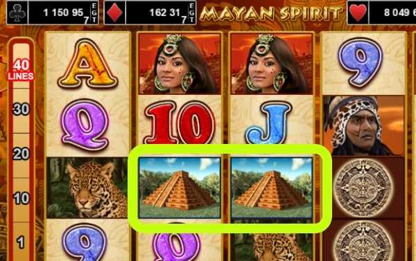2 pyramides